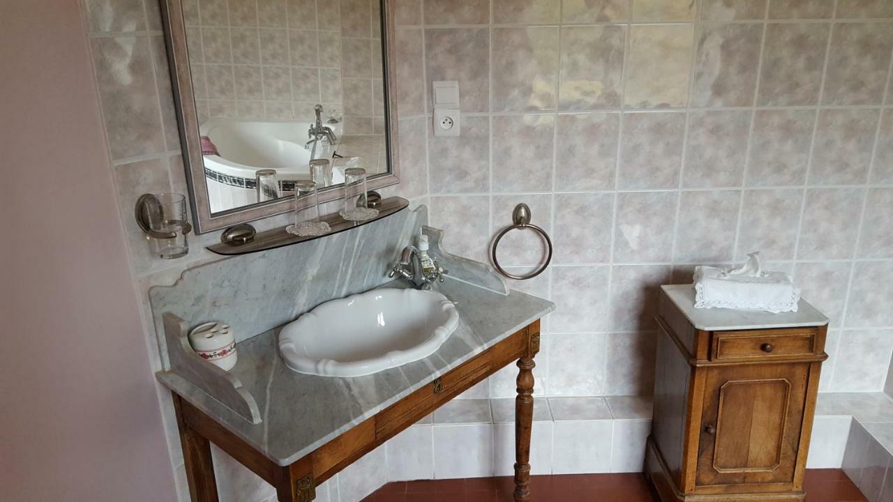 Chateau Rouillon D'Allest シャルトレット 部屋 写真